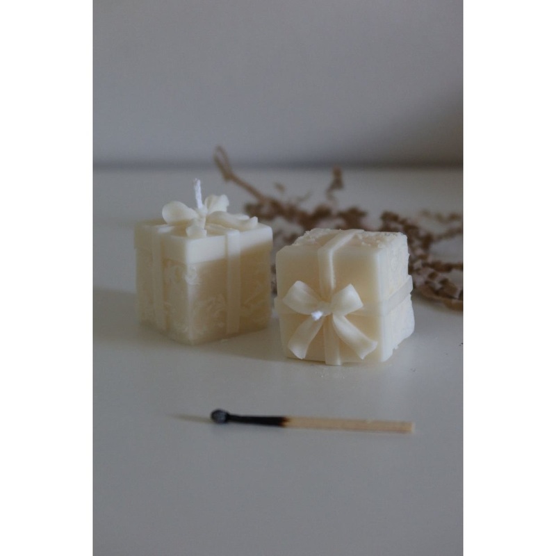 Mini Christmas Gift Candle