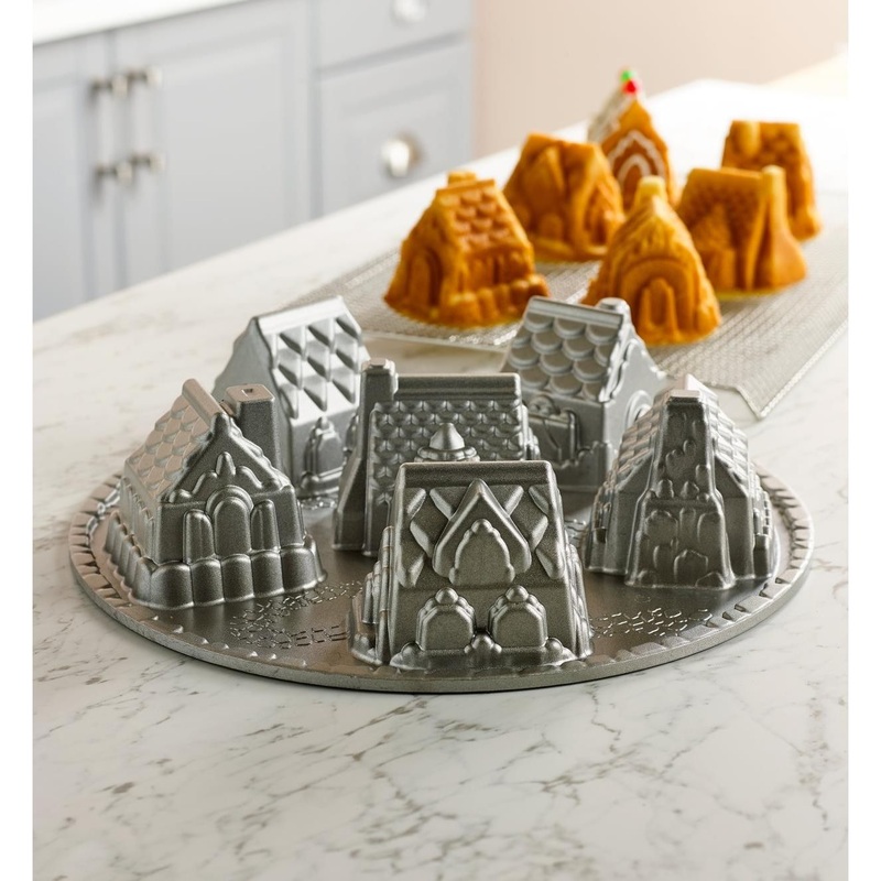 Nordicware Cozy Village Pan