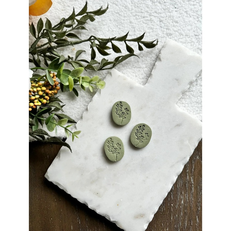 Green Leaf  Magnet Set