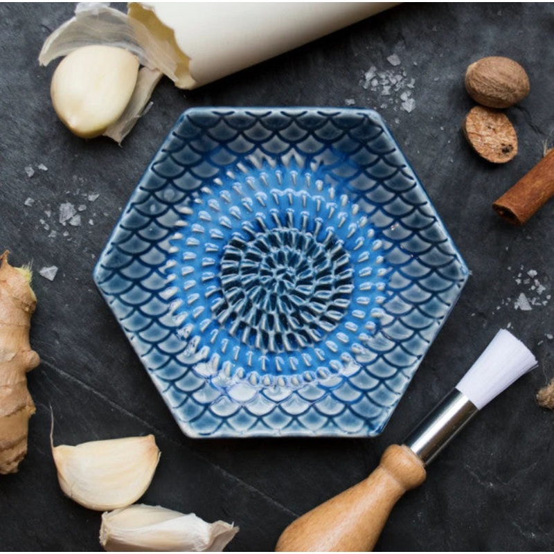 Blue Tie Dye Grate Plate