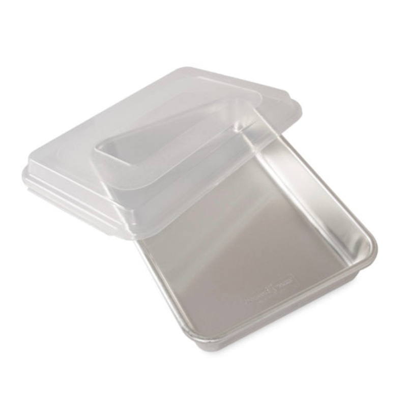 13X9 Cake Pan W/Lid