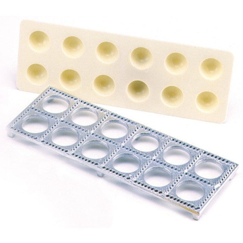 Ravioli Maker with Press