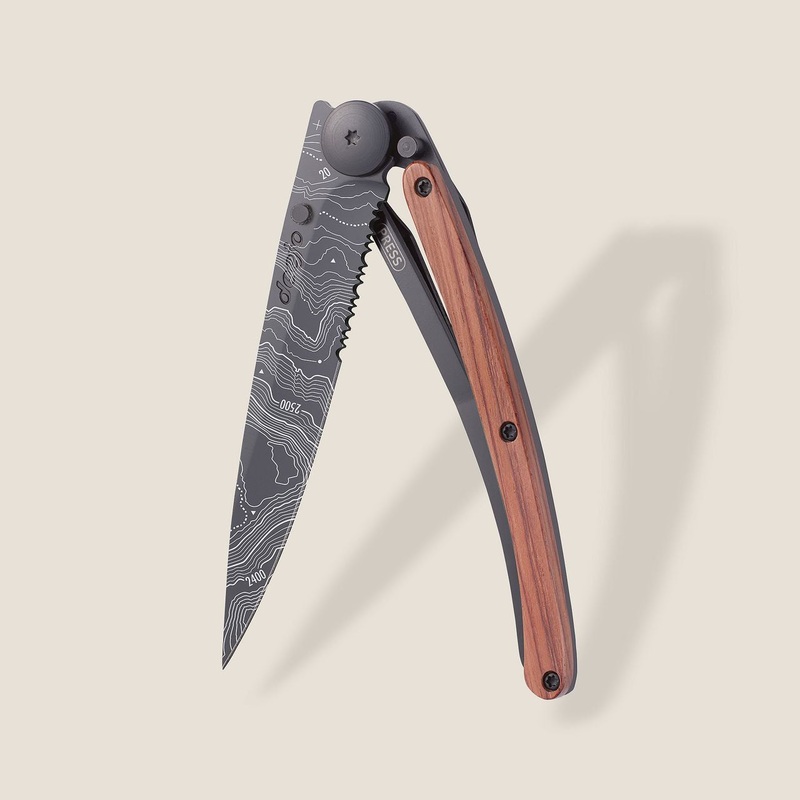 DEEJO SERRATED 37G Coral wood | Topography