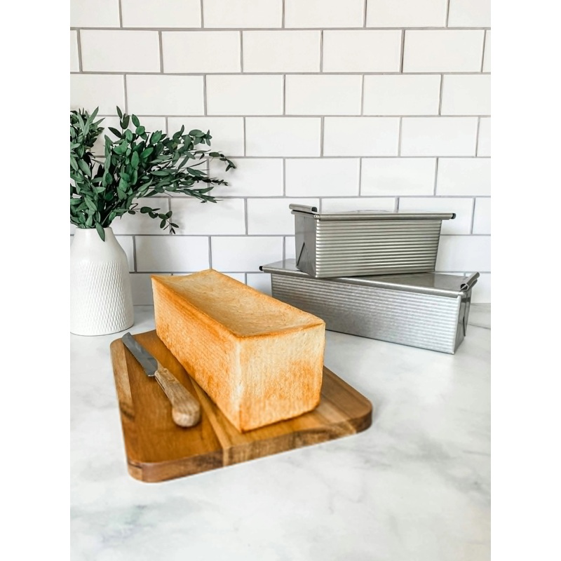 Pullman Loaf Pan & Cover