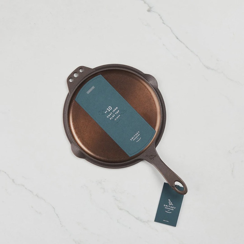 No. 10 Flat Top Griddle + Skillet Lid