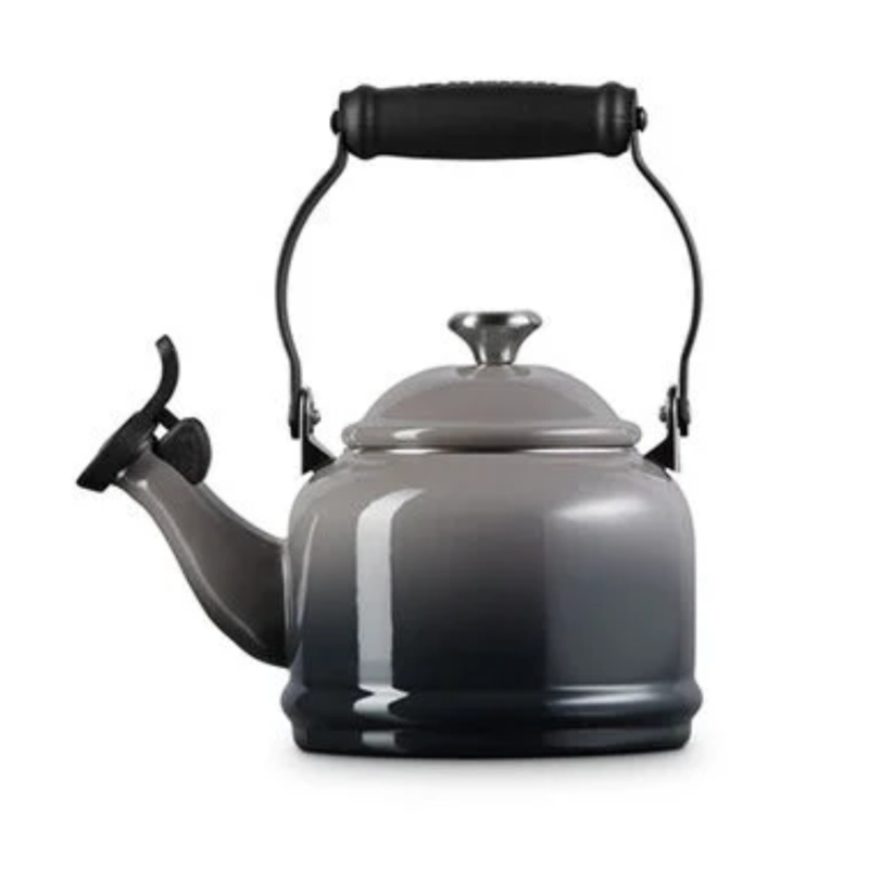 Le Creuset Demi Kettle 1.25 qt - Oyster