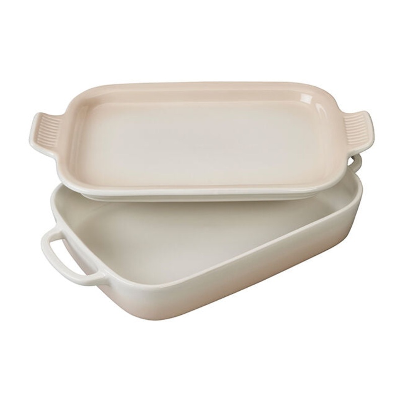 Le Creuset Rectangular Dish with Platter Lid Meringue