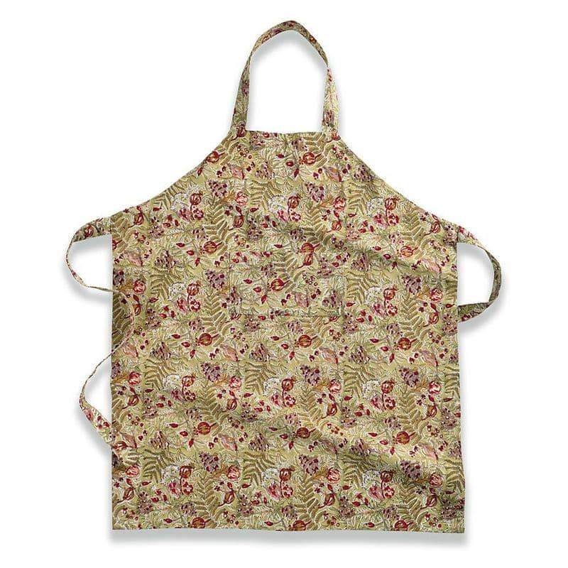 Couleur Nature Winter Garden Wreath Red & Green | Apron