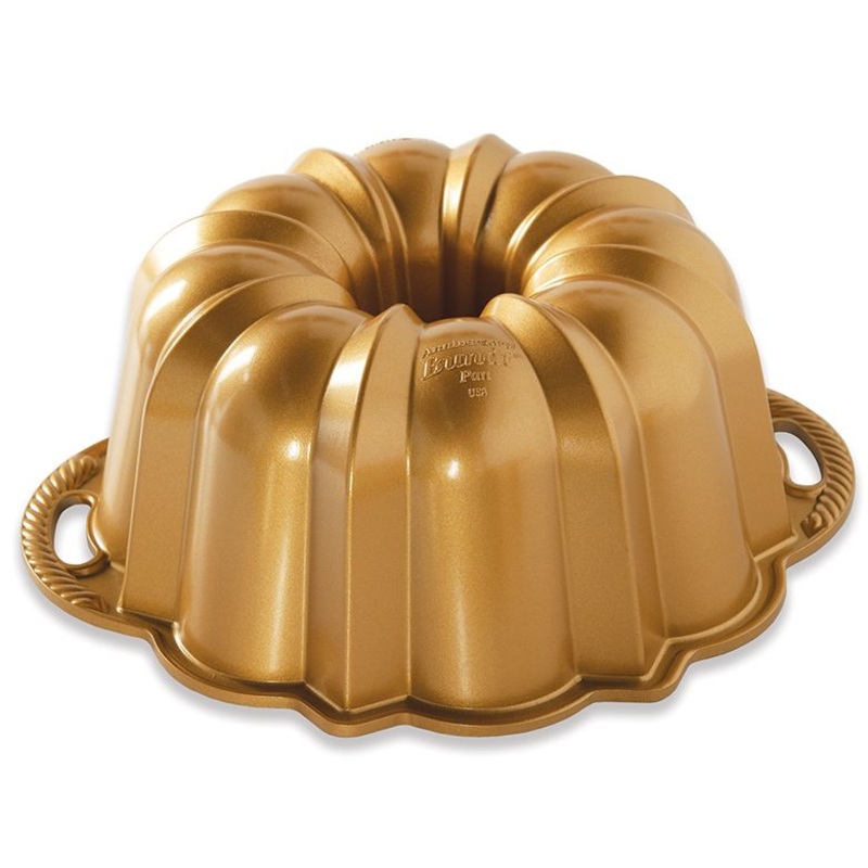 Nordic Ware Anniversary Bundt Pan 12 cup