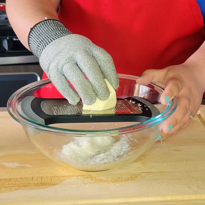 Microplane Mixing Bowl Grater Fine Grater for Zesting & Spicing