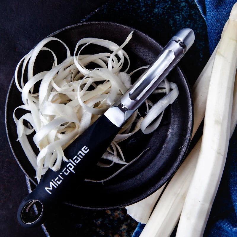Microplane Professional Swivel Vegetable and Potato Peeler